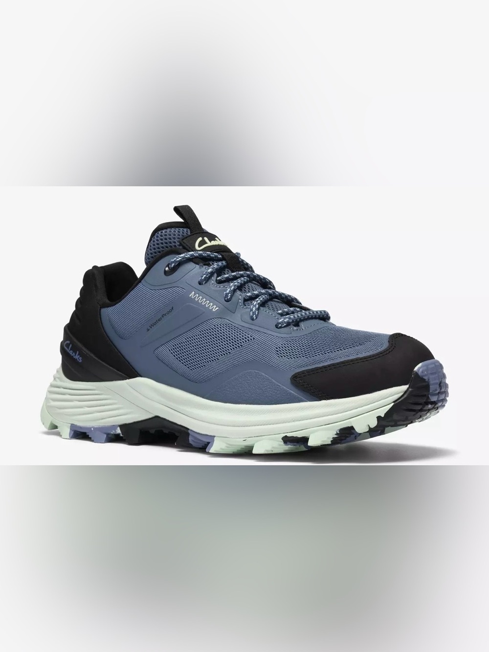Clarks Women’s Blue Waterproof Trail Sneaker Size 6